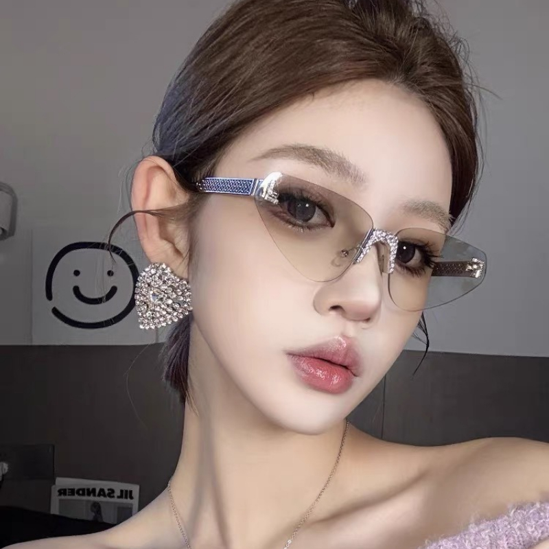 여성용 섹시 캣아이 무테 라인스톤 선글라스 명품 브랜드 - Luxury Lifestyle Products 리뷰 및 가격